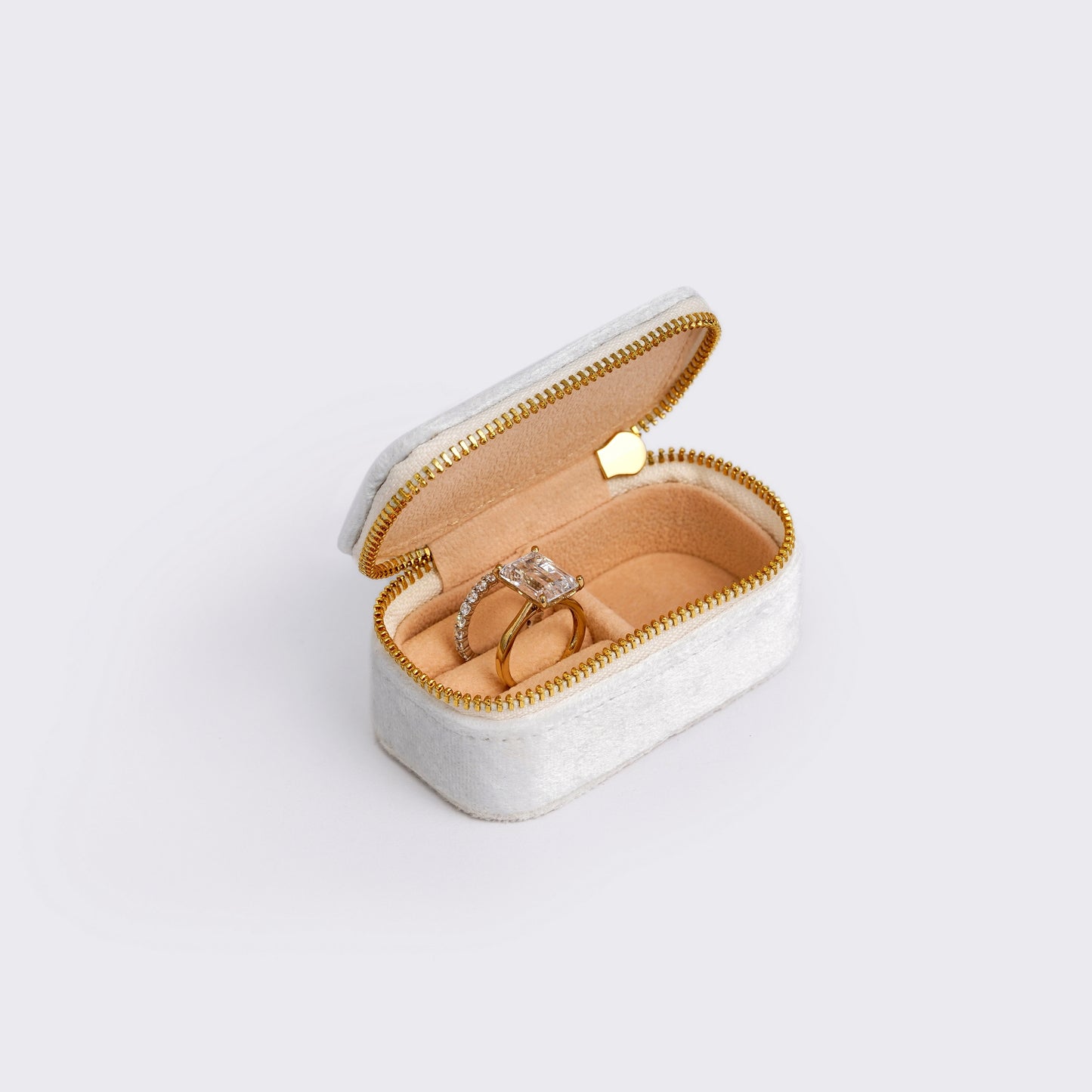 Velvet Retangle Shape Jewelry Box 85x47x38MM B006