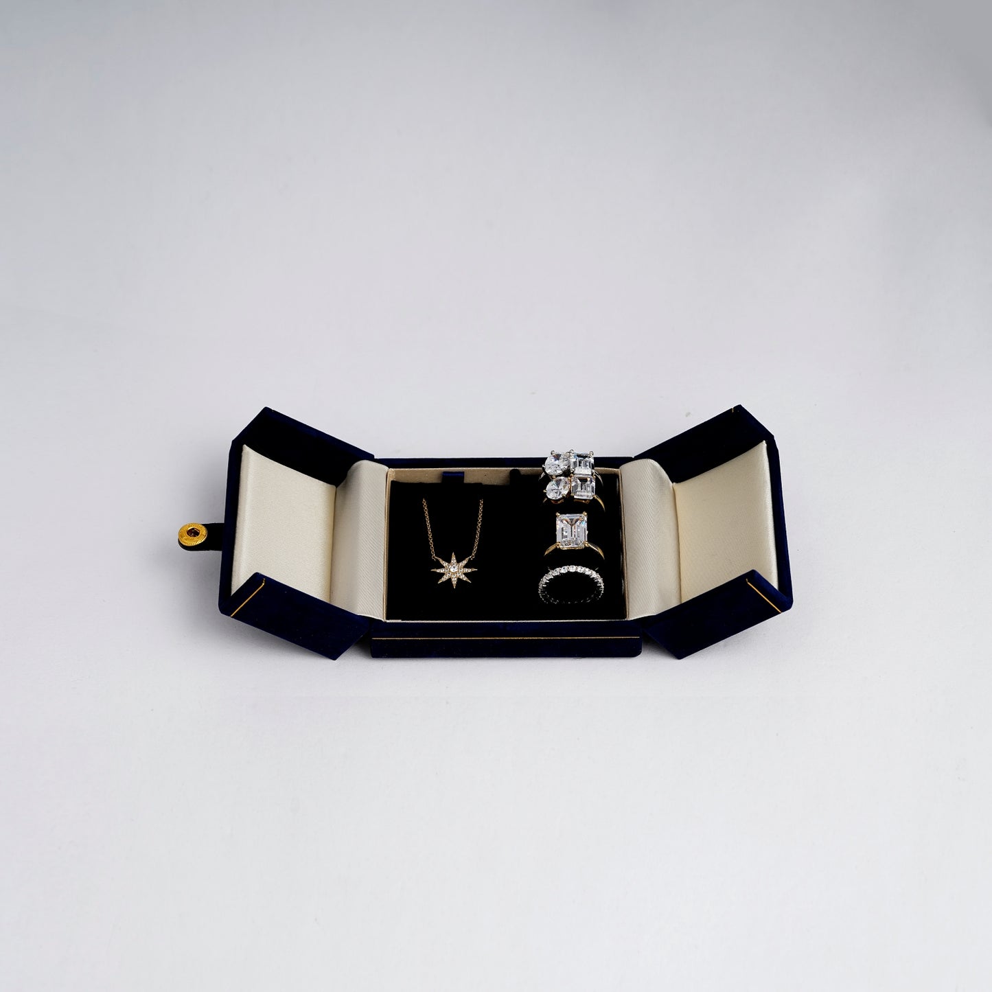 Felt Retangle Shape Jewelry Box 90x75x40MM B007