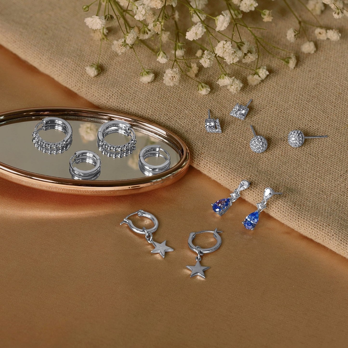 Chevron Stud Earrings JEE18693