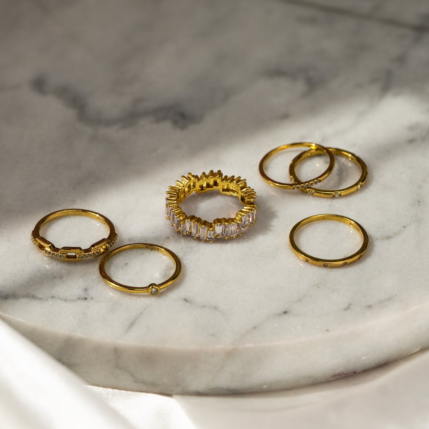 Solo Bezel Ring