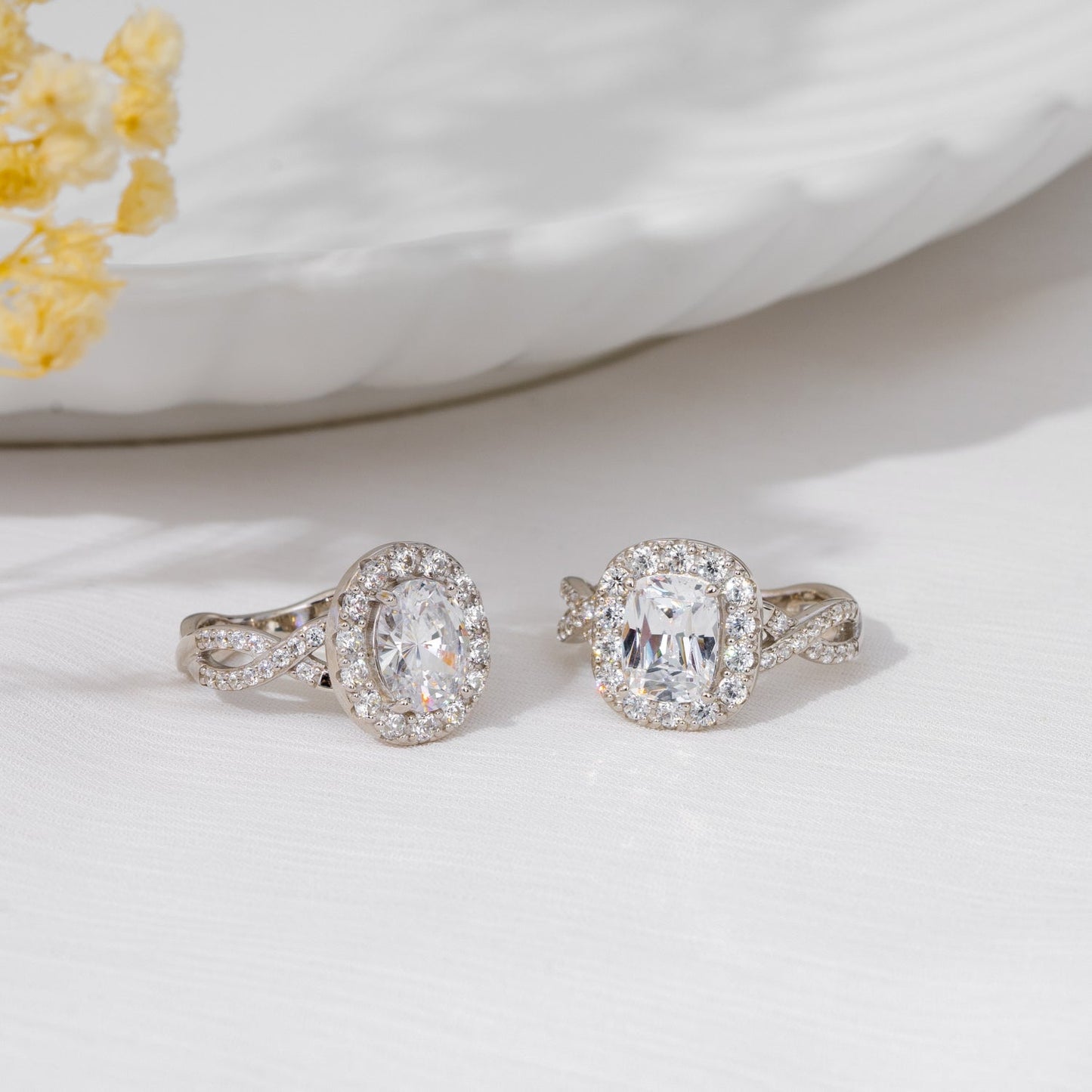 Oval Crossover Shank Halo Ring JER25937