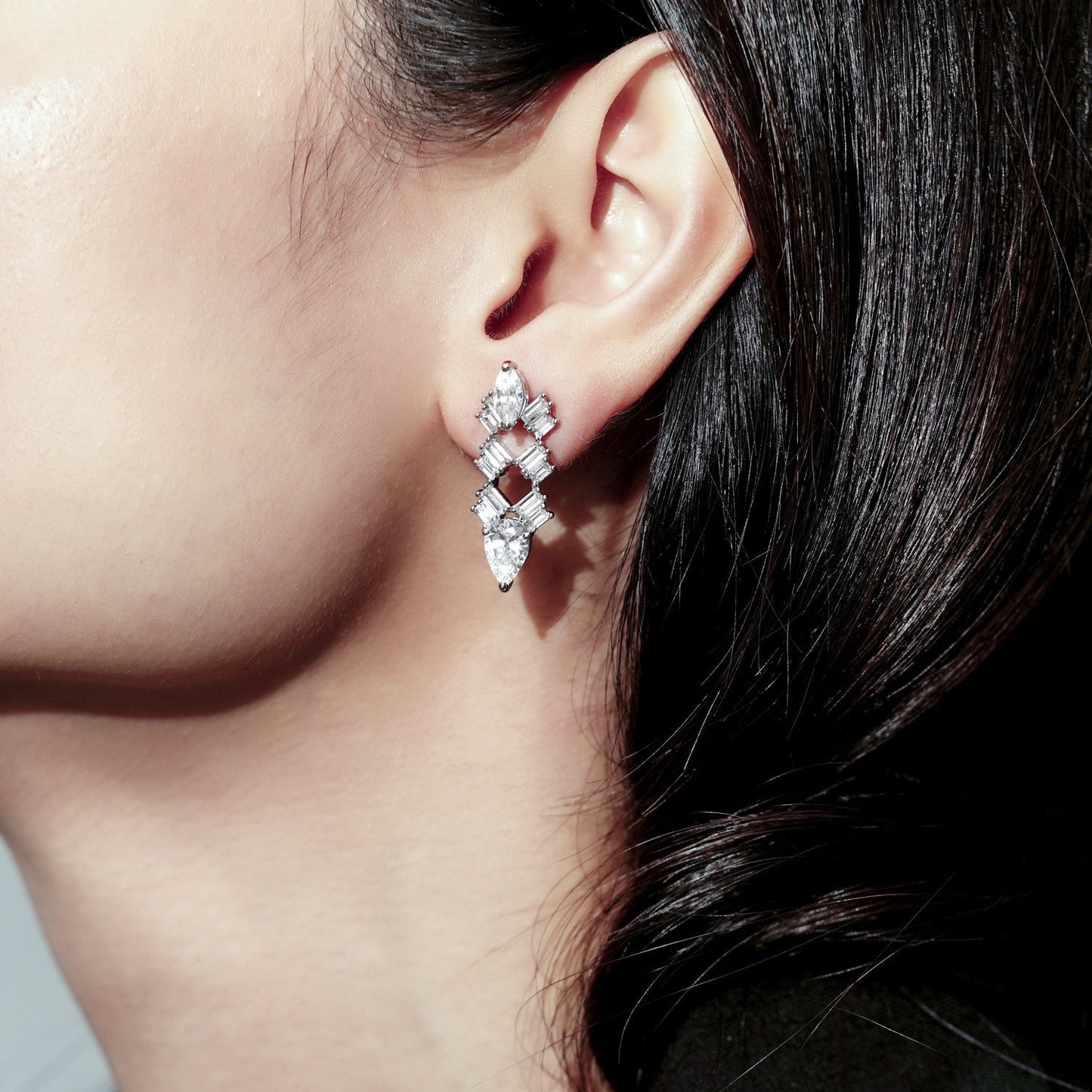 Leaf Shape Stud Earrings JNE06121