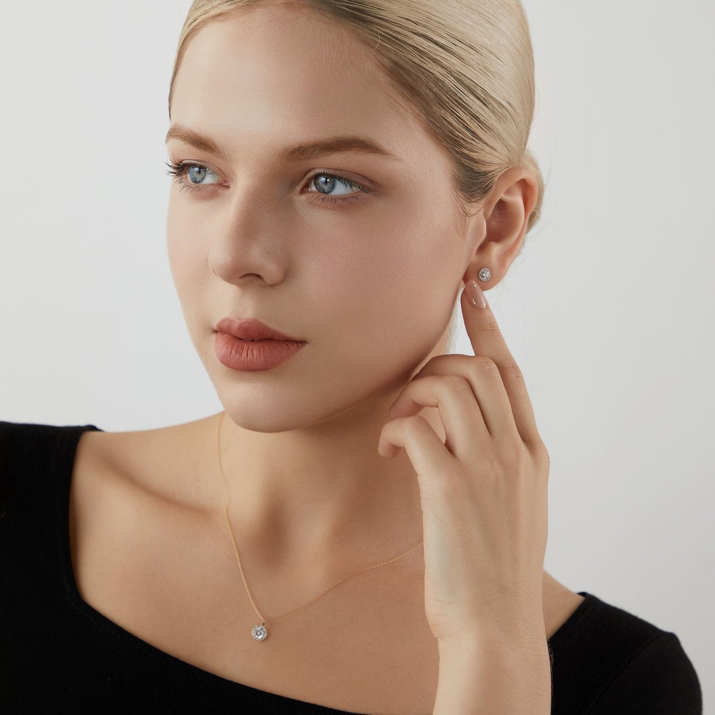 Choice Of Carat Solid Gold Halo Stud Earrings JEE27219