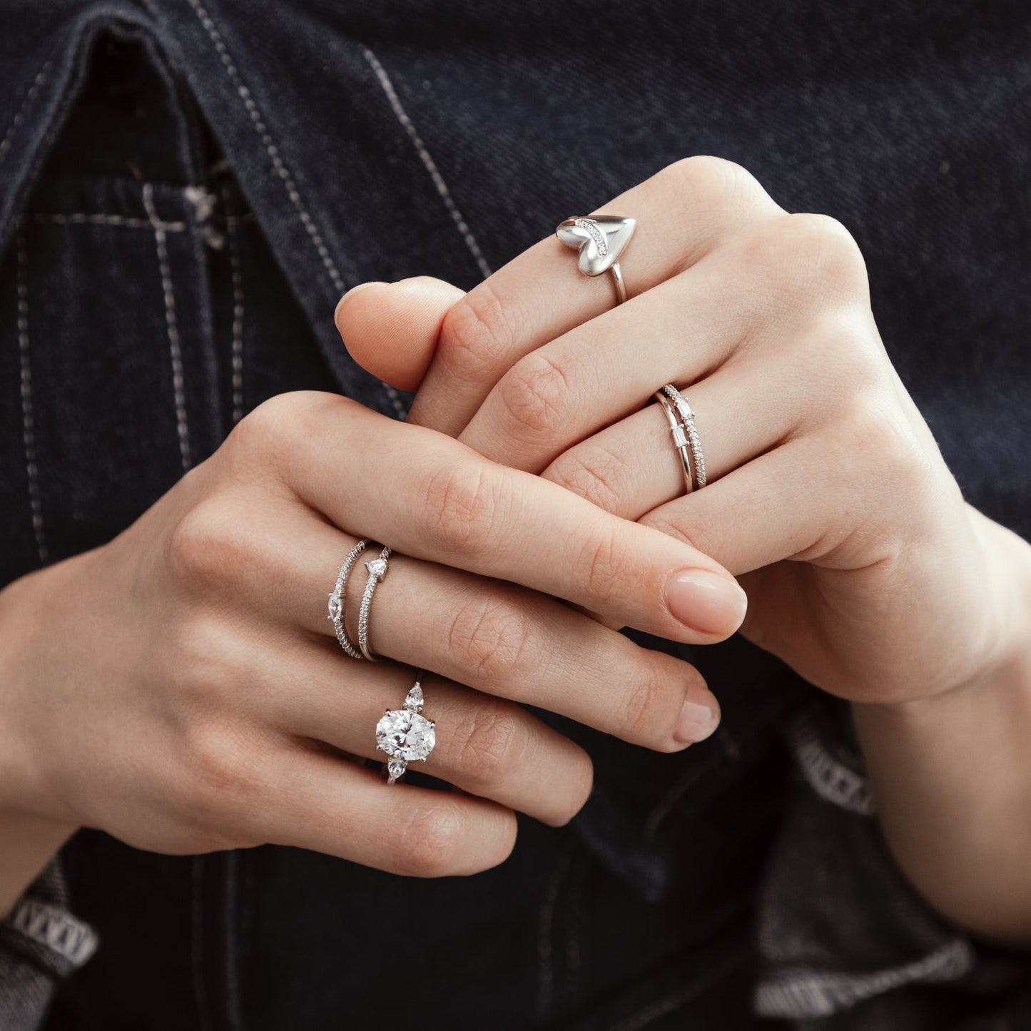 La Petite Solitaire Ring - Baguette