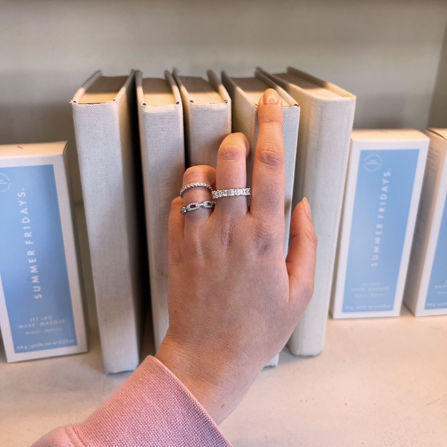 Pave-Linked Ring JER20251