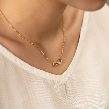 Dainty Infinity Necklace